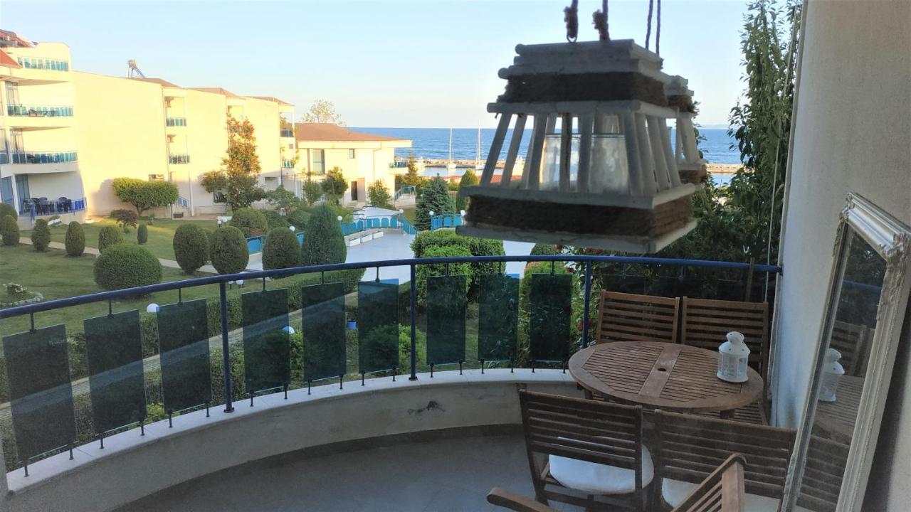 Baratero Vlas Marina Apartment Светий Влас Екстер'єр фото