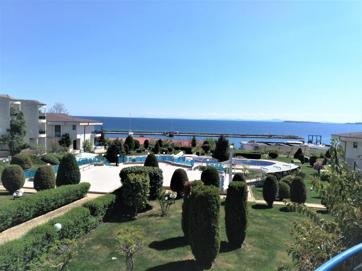 Baratero Vlas Marina Apartment Светий Влас Екстер'єр фото