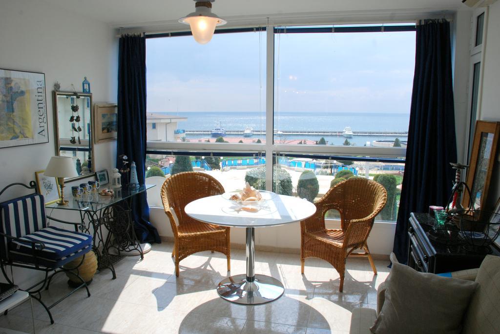 Baratero Vlas Marina Apartment Светий Влас Екстер'єр фото